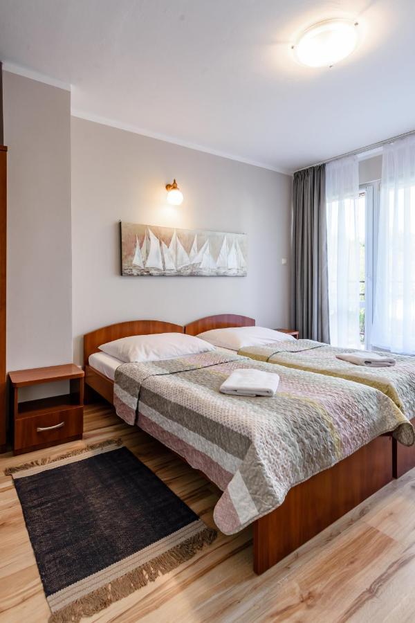 Dom Wczasowy Radość Rewal Exterior foto
